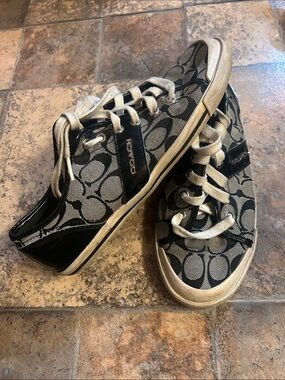 Coach Signature Canvas Low-Top Sneakers